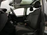 Volkswagen Touran 1.6 TDi Aut. Pano Navi Klima PDC ... #4