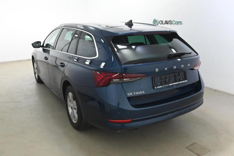 Skoda Octavia 2.0 TDI Aut. Clever LED Virtual Ambient Navi KeylessGo Klima PDC ... #6