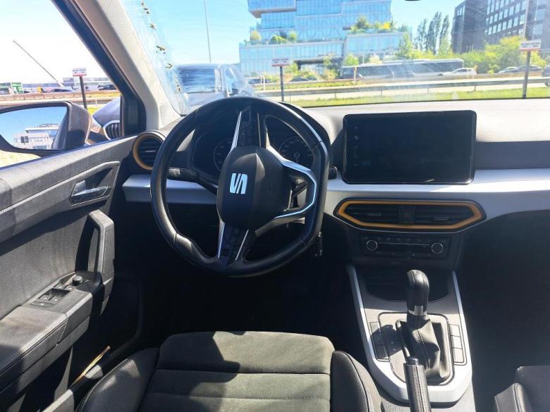 Seat Arona 1.0 TSI Aut. Facelift LED Navi CarPlay Navi Sport-Leather-Alcantara Camera Klima PDC ... #4