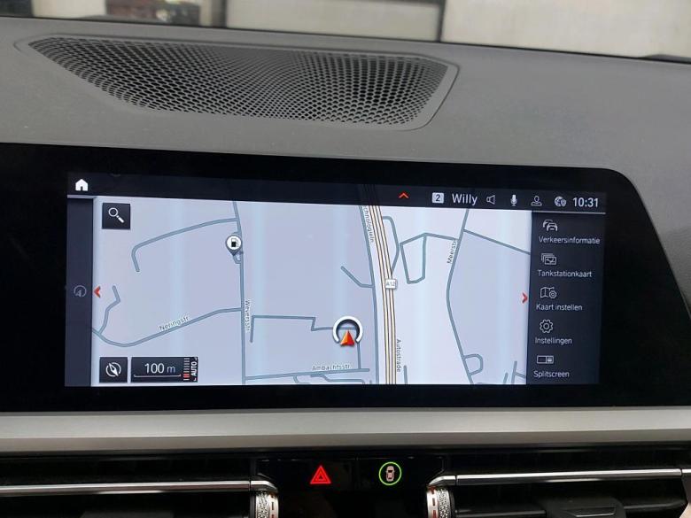 BMW 318 d LED LC-Pro CarPlay Navi Klima PDC ... #4