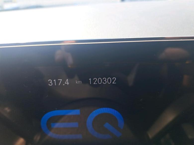 Mercedes EQA 250 Aut. Luxury LED Widescreen Ambient CarPlay Navi 1/2 Sport-Leather Klima PDC ... #4