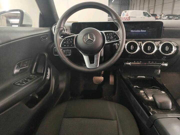 Mercedes CLA 180 d Aut. Navi Klima PDC ... #5