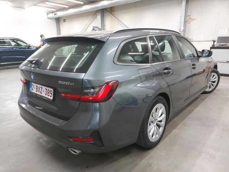 BMW 320 e Aut. LC-Pro Hi-Fi LED Navi Klima PDC ... #2